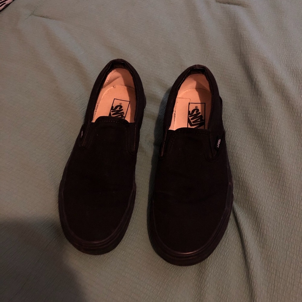 Black slip on vans 
7.5 men’s
9 women’s